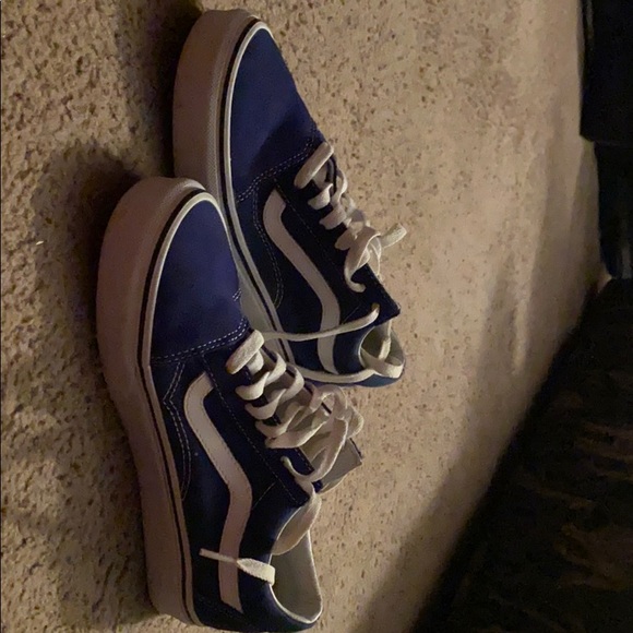 shoes - Picture 3 of 5